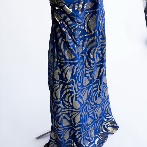 AIDON MATTOX One Shoulder Blue and Gold Dress​ - Picture 13 of 16